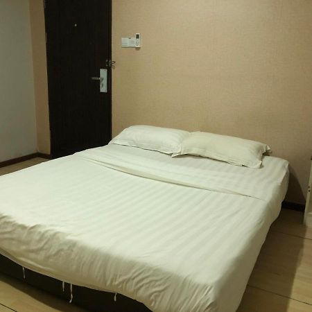 Super Oyo 90668 Joy Inn Miri Extérieur photo