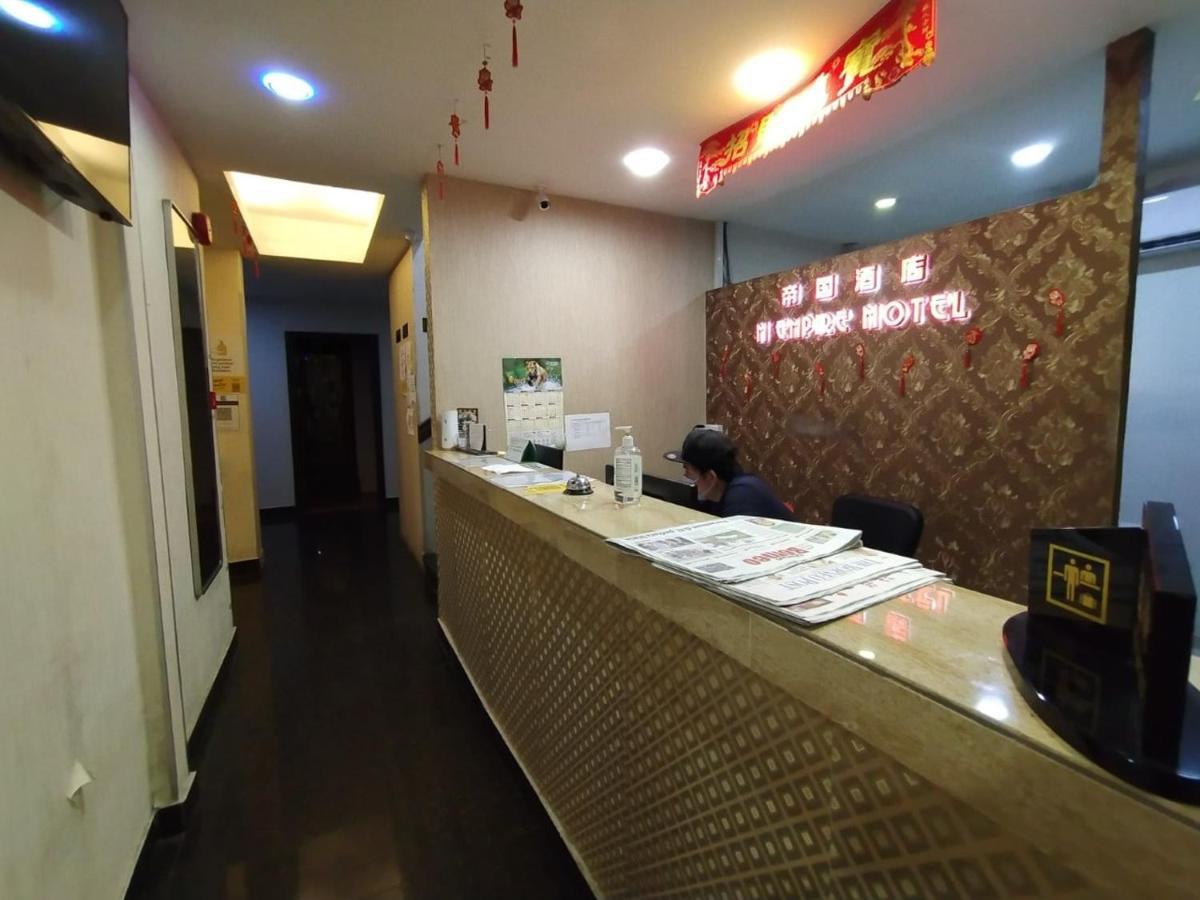 Super Oyo 90668 Joy Inn Miri Extérieur photo