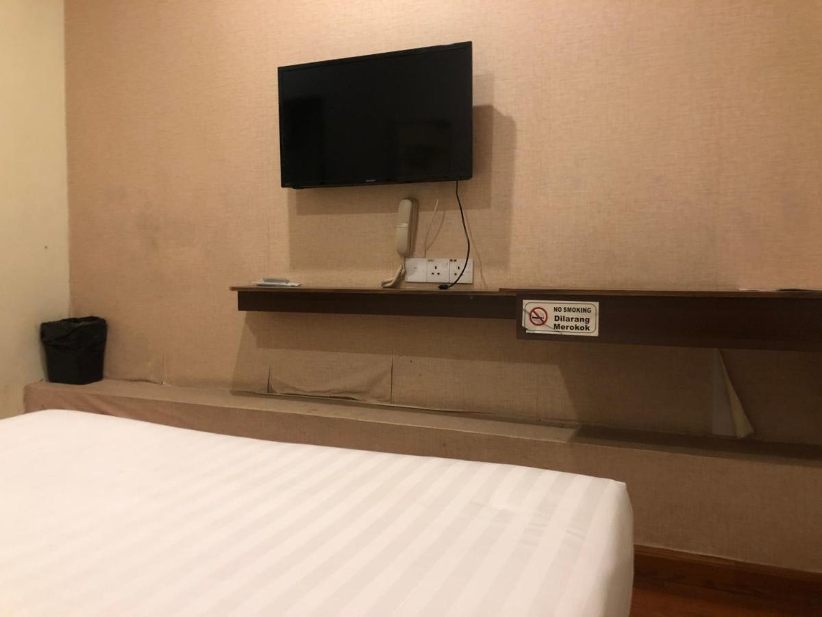Super Oyo 90668 Joy Inn Miri Extérieur photo