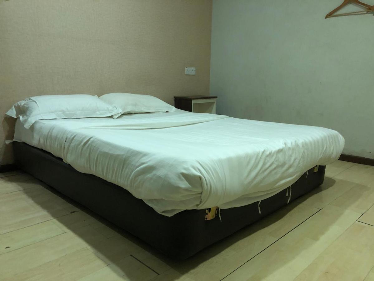 Super Oyo 90668 Joy Inn Miri Extérieur photo